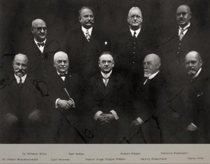 Vorstand 1922, links hinten Dr. Wilhelm Blitz
