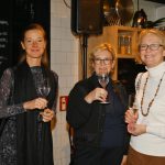 Gäste bei der Gala für Lecker³: drei Frauen