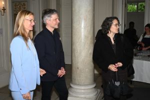 Natja Berg und Kai Gosslar mit Susanne Hüchtebrock vom Integrationsamt