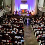 Über 300 Gäste fanden sich zum Festakt zum 175-jährigen Bestehen der Pestalozzi-Stiftung Hamburg zusammen in der Dreieinigkeitskirche in St. Georg, wo einer der Gründungsväter der Stiftung im 19. Jahrhundert gewirkt hatte. Foto und Copyright: Martin Brinckmann