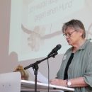 Bei der Buchpräsentation am 16.09.2019: Schirmherrin Petra Oelker liest zwei Ausschnitte aus „Wir, ‚Kinski‘ und ich“ vor Bei der Buchpräsentation am 16.09.2019: Schirmherrin Petra Oelker liest zwei Ausschnitte aus "Wir, 'Kinski' und ich" vor